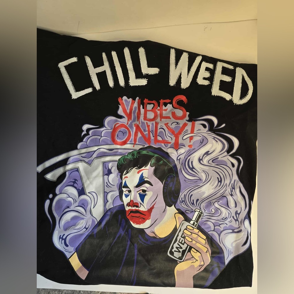 Cool Shirtz/Cold Ones Elon Musk Joker Weed Tee size large - Picture 3 of 3